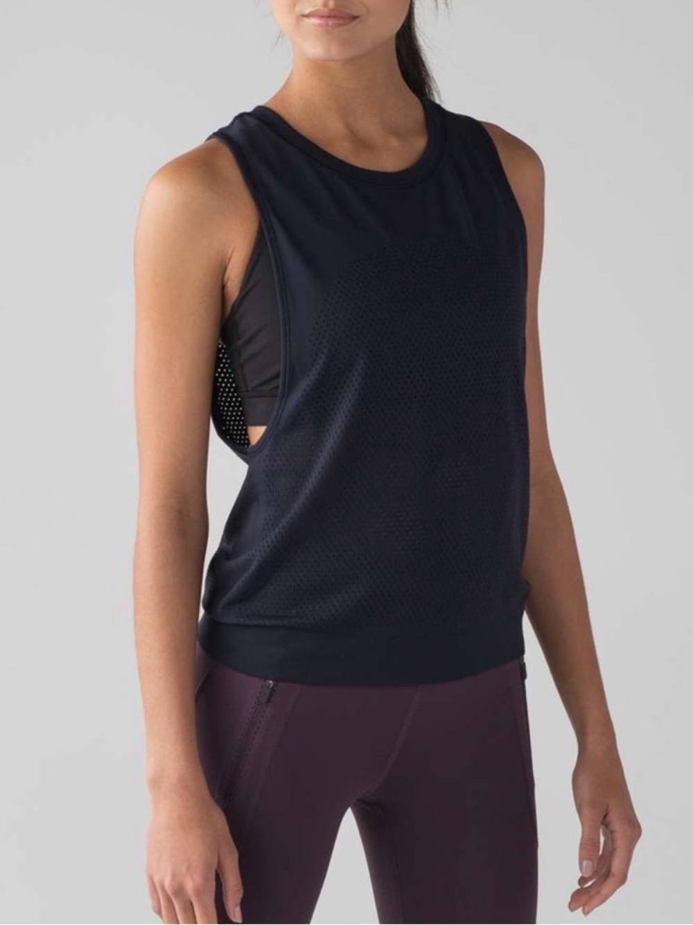 Lululemon Breeze By Muscle Tank Black Size 8 NWOT